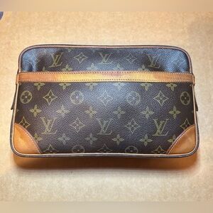Louis Vuitton Compiegne 28 Brown firm price